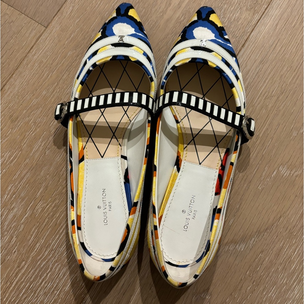 Louis vuitton ballet flats size 36 1/2
